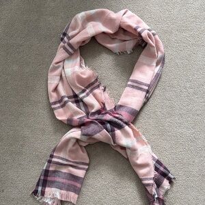 Nine West pink plaid scarf